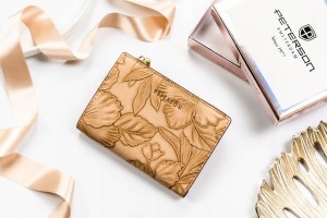 PETERSON mały portfel damski w kwiatowy wzór