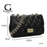 Pikowana czarna torebka Gallantry - wymiary