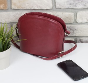 PELLE torebka listonoszka ze skóry bordowa