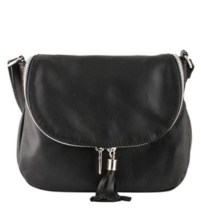 Czarna skórzana torebka z klapką