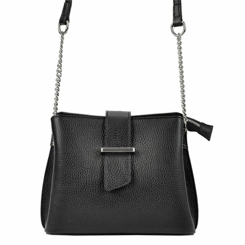 Czarna skórzana torebka - kuferek z łańcuszkiem