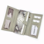 Damski portfel skórzany- rozbudowane wnętrze