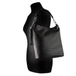 Czarny skórzany worek