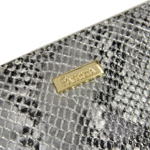 Skórzany portfel damski Patrizia Piu - motyw skóry węża