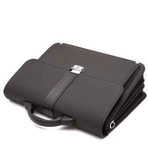 ... od góry aktówki wygodna składana rączka