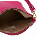 Mała skórzana torebka listonoszka fuksja - wnętrze